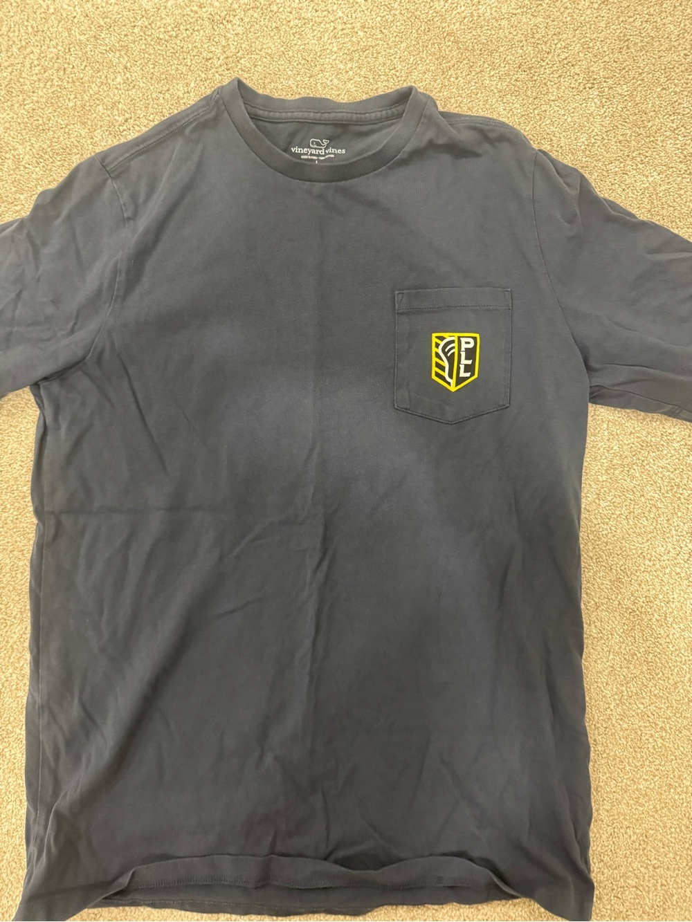 Vineyard Vines Black Short-Sleeve Pocket Tee with Yellow Crest